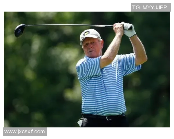 周芳独家分享羽毛球技巧与心得助你提升球技与竞技水平