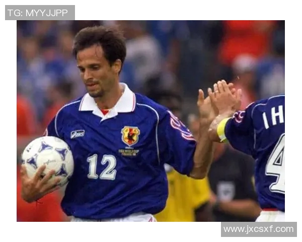 杭州足球队转型升级之路：重塑战术与文化的全面革新探讨